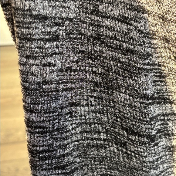 Aritzia Wilfred Free Wrap Tee Shirt - Picture 3 of 6